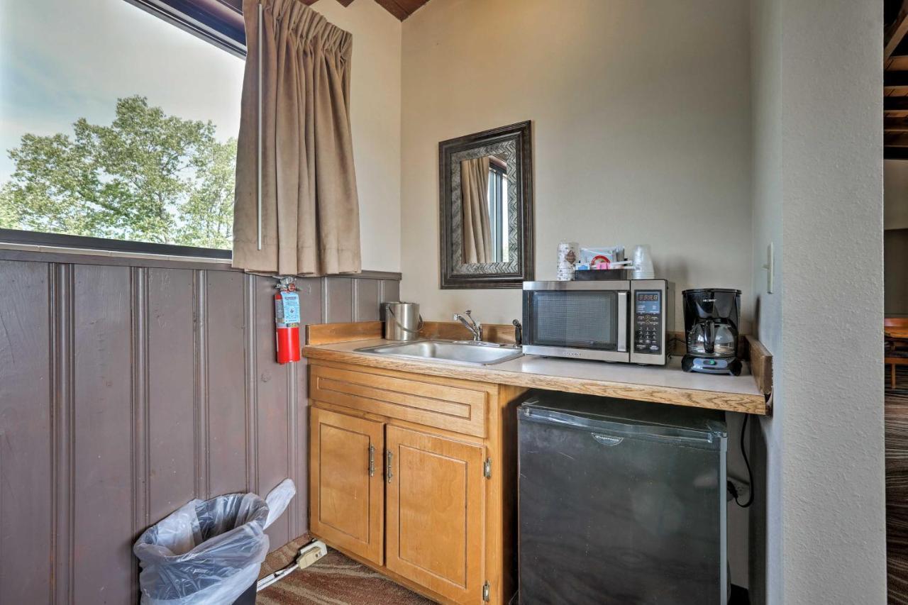Burkesville Apt With Deck, Views And Pool Access! Exterior foto